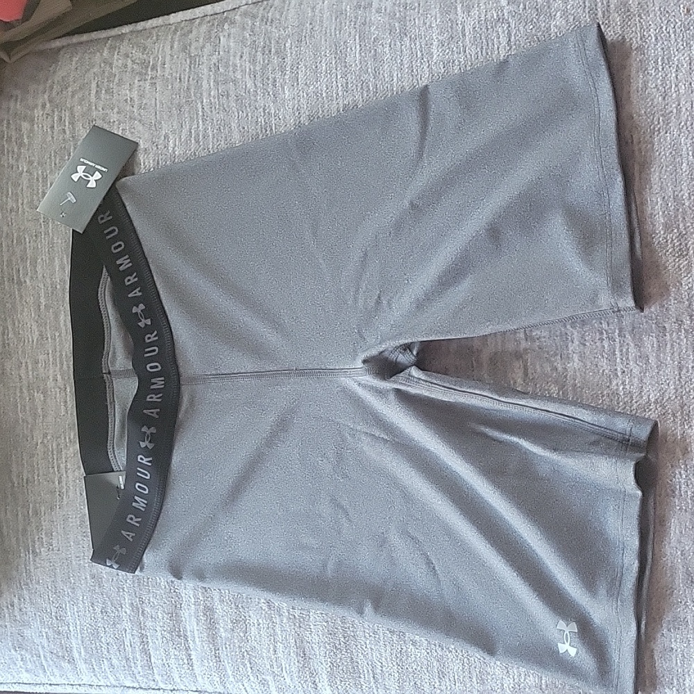 UA Women's HeatGear Bike Shorts
